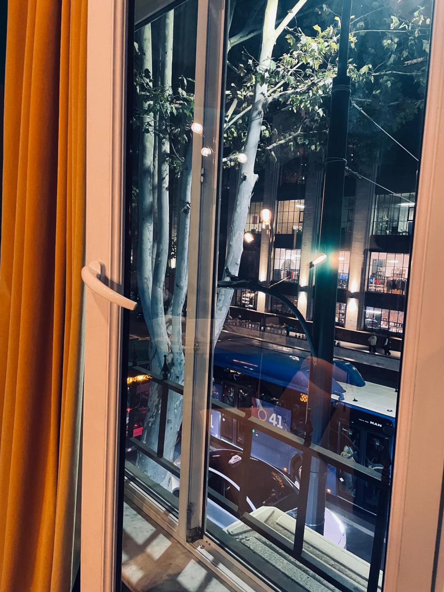 Freeze Inn Tbilisi Exterior photo