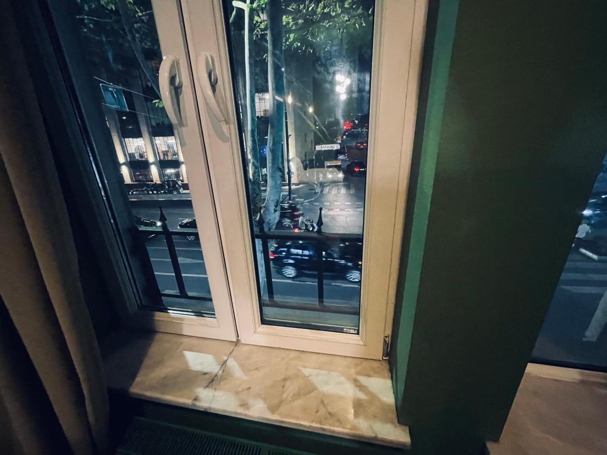 Freeze Inn Tbilisi Exterior photo